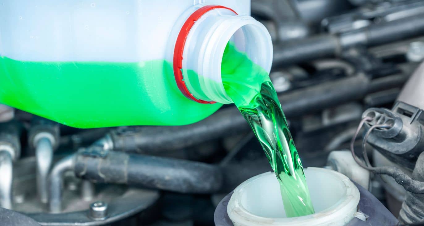 ¿Qué es un refrigerante o anticongelante y para qué sirve?